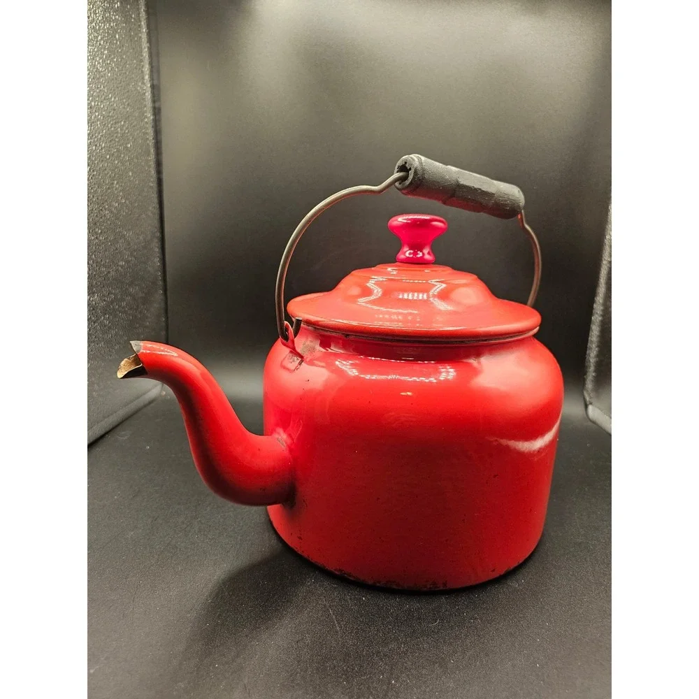 Vintage Red Enamel Tea Kettle Rustic Farmhouse Stovetop Decor Wood Handle XX